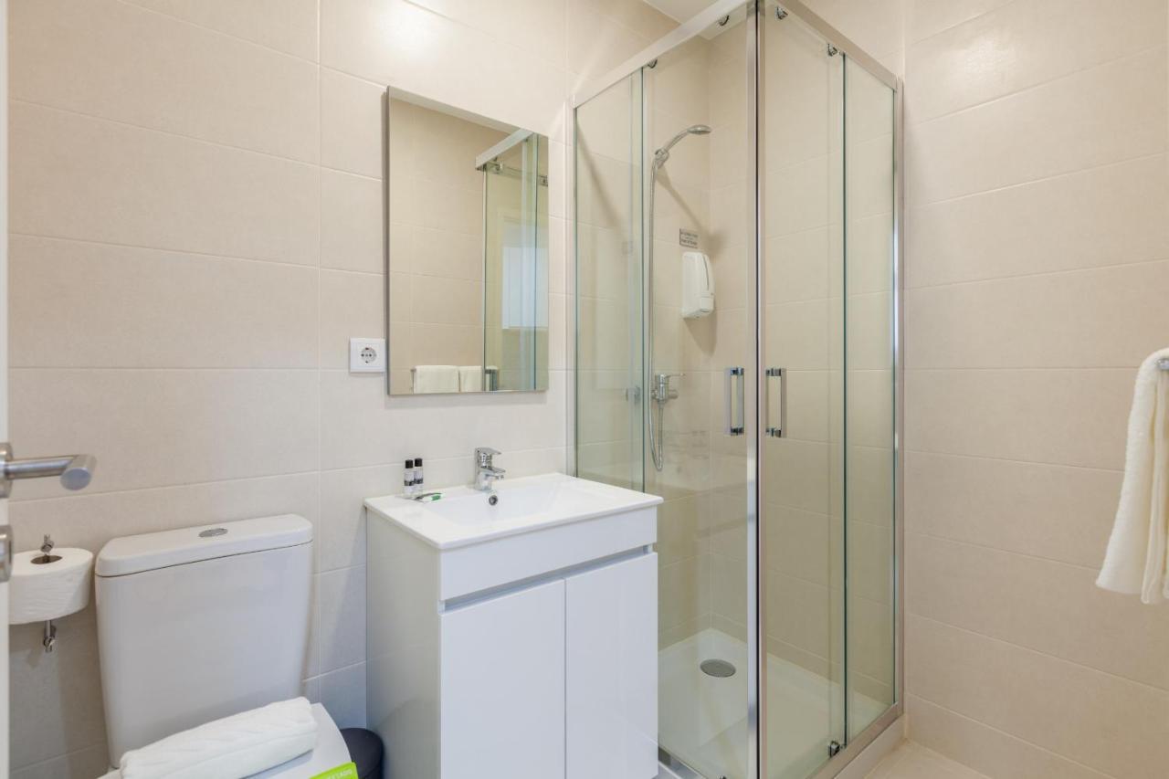 Villa Apartments & Suites Порто Екстериор снимка