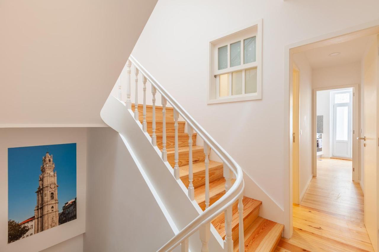Villa Apartments & Suites Порто Екстериор снимка