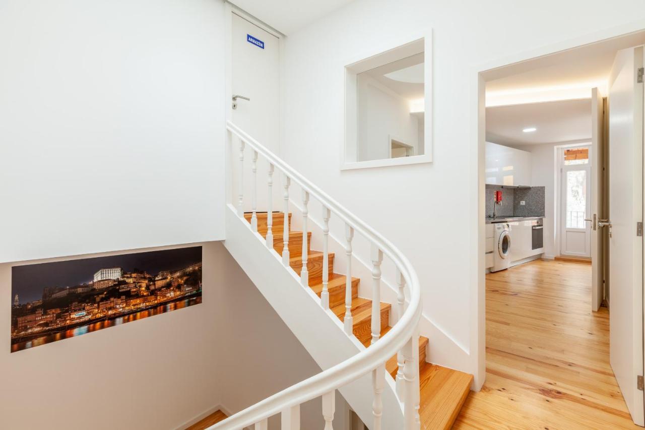 Villa Apartments & Suites Порто Екстериор снимка